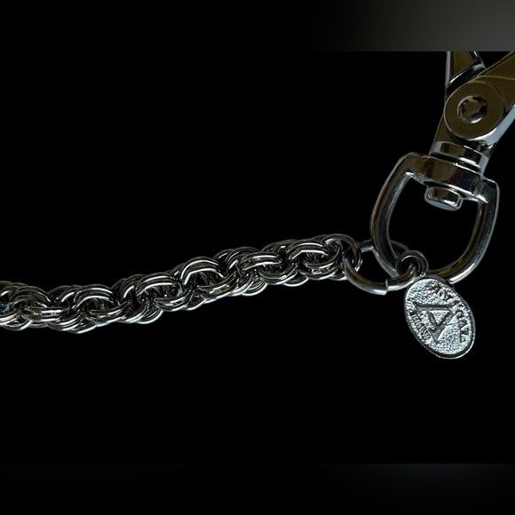 Amigaz Brand 35” Wallet Chain - Picture 10 of 10